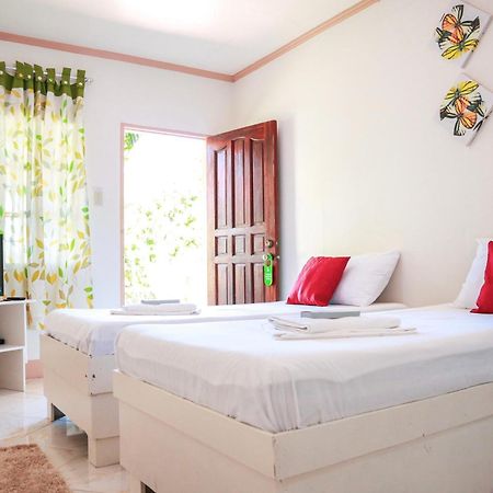 Rqs Hostel Tacloban Eksteriør billede