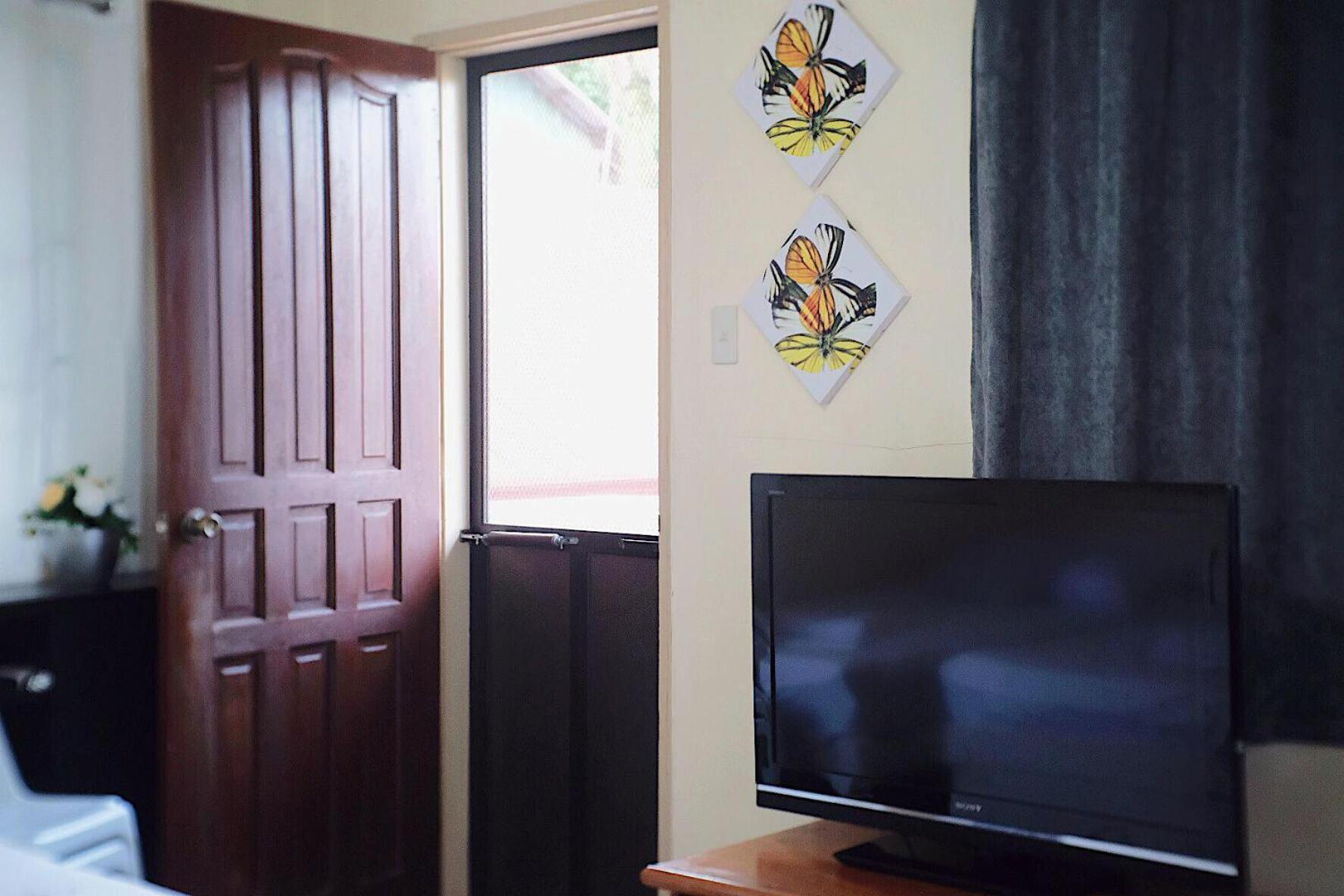 Rqs Hostel Tacloban Eksteriør billede